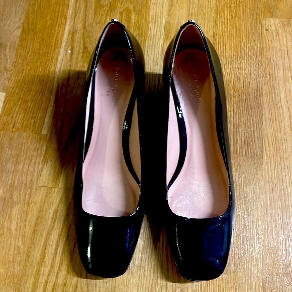 Kate Spade Patent Leather Black Pumps (Size 8.5)